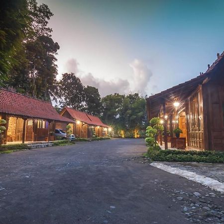 The Omah Borobudur Magelang Exterior photo