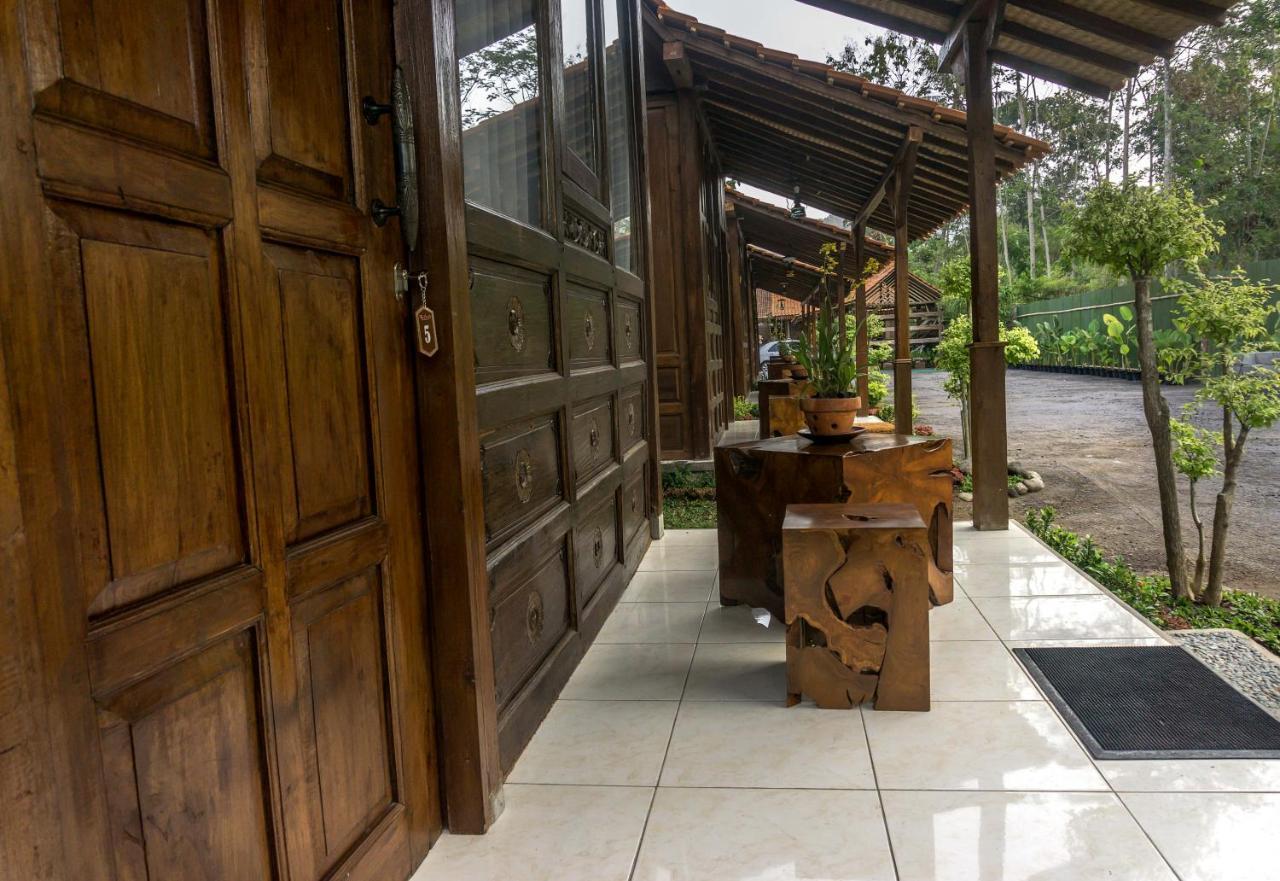 The Omah Borobudur Magelang Exterior photo